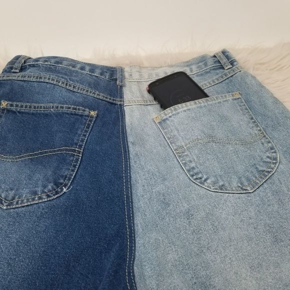 NWT. NASTY GAL SZ 10. HIGH RISE FACTORY CUTOFFS - Picture 13 of 16